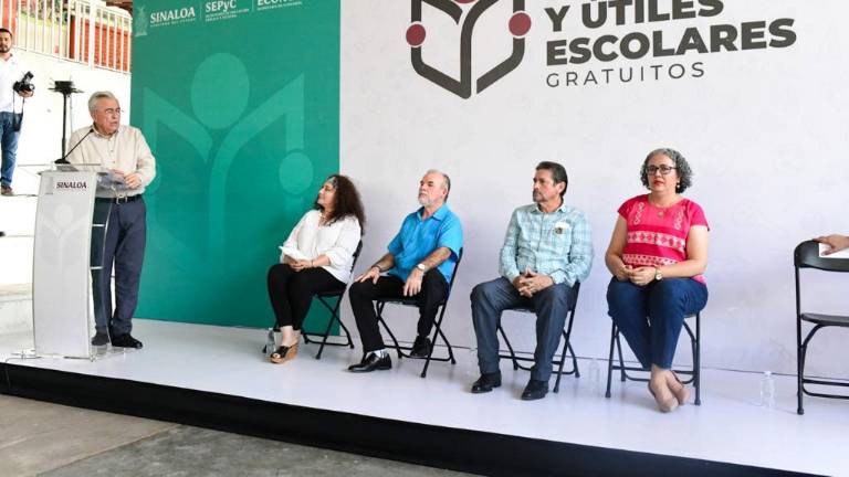 Los aires acondicionados se instalarán en escuelas que cuenten con un sistema de energía eléctrica en óptimas condiciones.