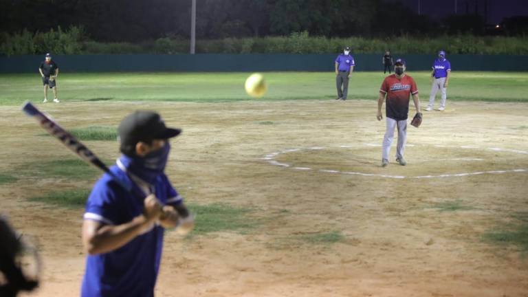 La Liga Municipal de Softbol ya tiene actividad tras la pausa vivida debido al Covid-19.