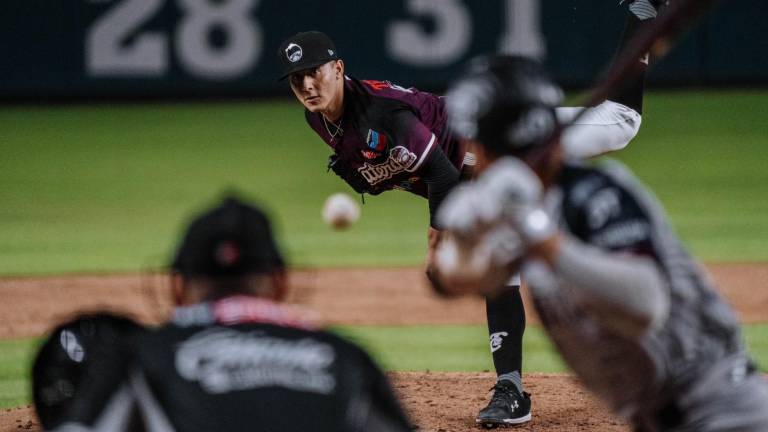 Ricardo Estrada fue víctima de su propio descontrol para ser el lanzador derrotado por Tomateros.