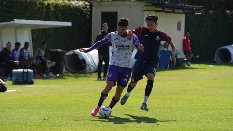 Mazatlecos y jaliscienses salen tablas en Verde Valle.