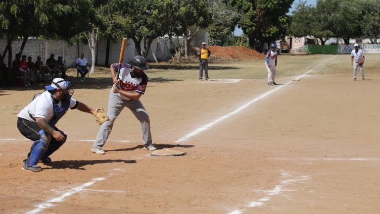La jornada dominical estuvo intensa en el Club Deportivo Polluelos.