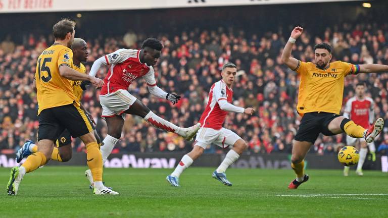 Bukayo Saka abrió el marcador.