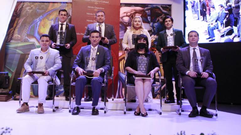 Galardonados al premio Profesionista Lince del Año 2019-2020.
