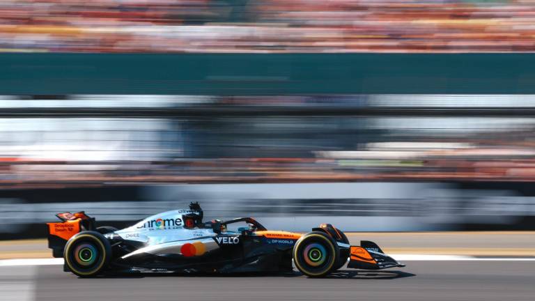 Lando Norris domina los primeros entrenamientos.