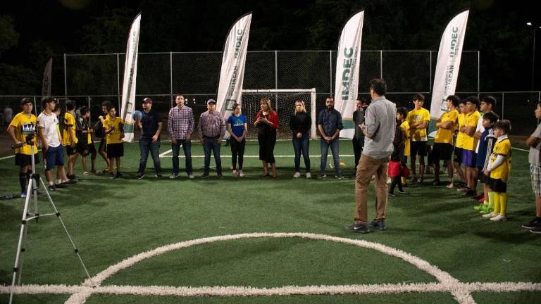Niños y jóvenes serán beneficiados con estos espacios deportivos.