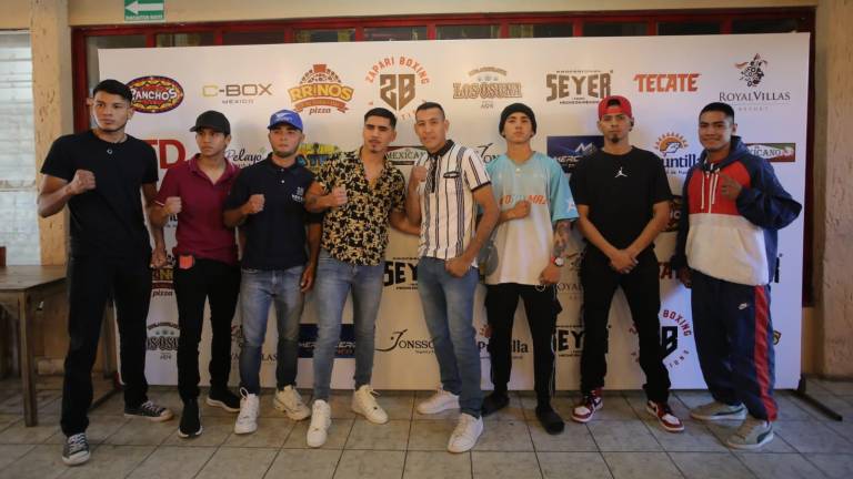 Los protagonistas de la función están listos para subir al ring.