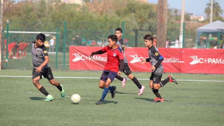 El rol regular llegó a su fin en la Copa Mazatlán de Futbol 7 y este domingo se da paso a las finales.
