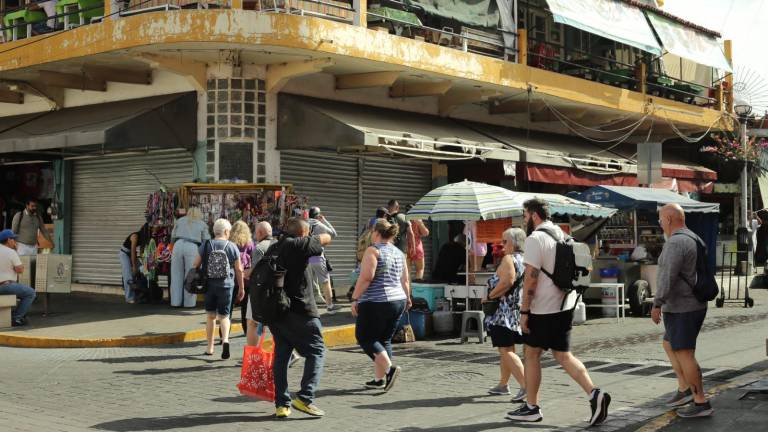 Más de 342 mil visitantes no vinieron a Mazatlán durante los primeros cuatro meses más críticos para la entidad.