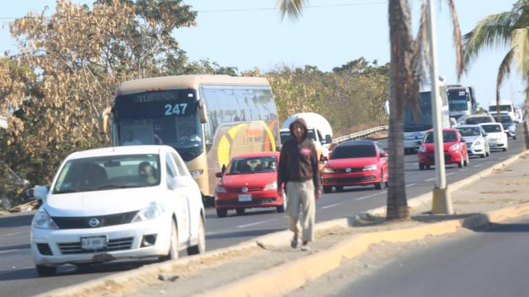 Los flujos viales se pondrán pesados en el periodo vacacional.