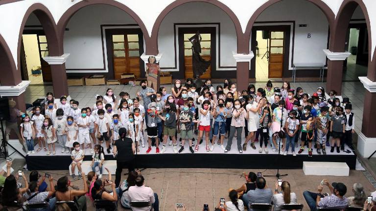 Alrededor de 90 pequeños participaron en el taller de Verano.