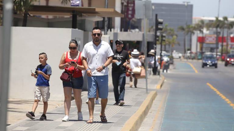 En Mazatlán se estudia la posibilidad de instalar un sistema de transporte como el metrobús