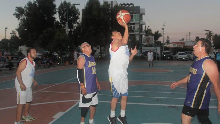 Las canchas de Infonavit Playas y Kilómetro Cero serán las sedes del torneo.