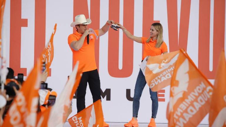 Samuel García fue criticado por el presidente del Comité Ejecutivo Nacional de Morena, quien asegura que es un “joven viejo”.