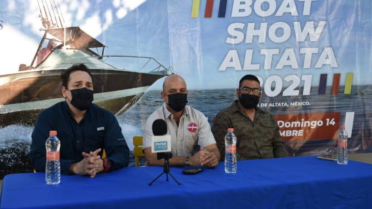 Christian Lares, Adrián Castillo y Raúl Carballo comparten los detalles del evento.