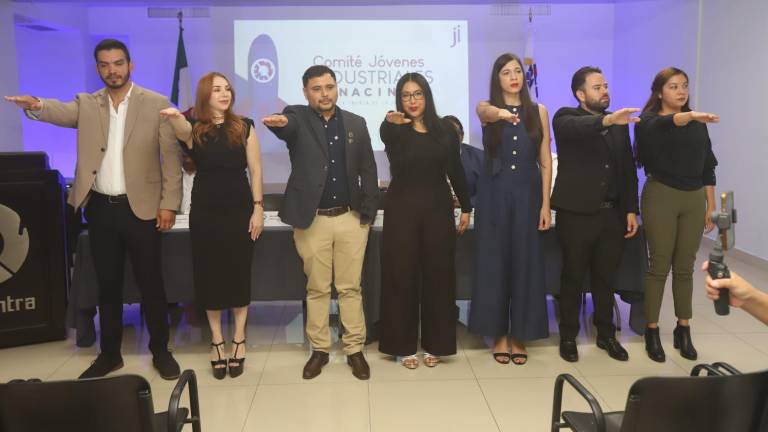 Integrantes del Comité Jóvenes Industriales de Canacintra Mazatlán.