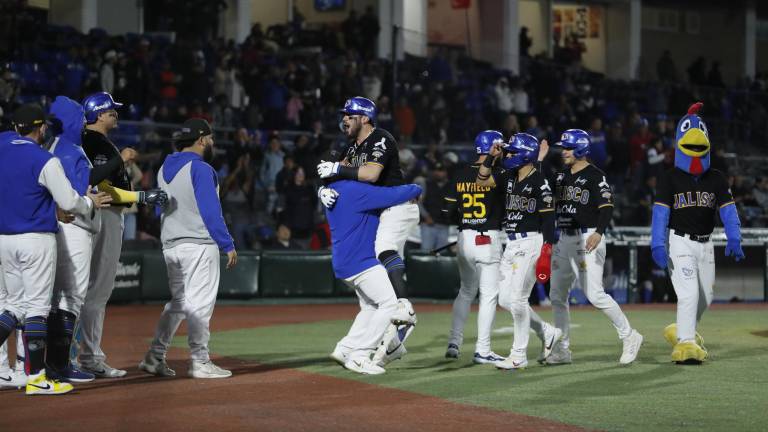 Charros gana en extrainnings.