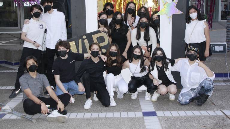 Los alumnos de tercero de secundaria disfrutaron de la gran fiesta.