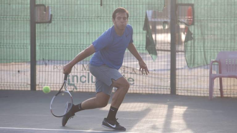 Intensos partidos se desarrollaron en la jornada.