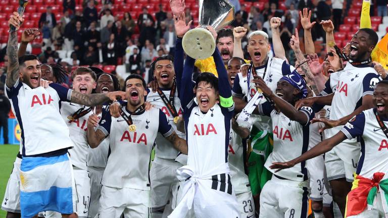 Tottenham se impone por la mínima para coronarse.