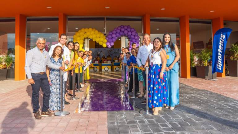El CRIT Sinaloa recibió este miércoles a los primeros usuarios que recibirán una atención integral.