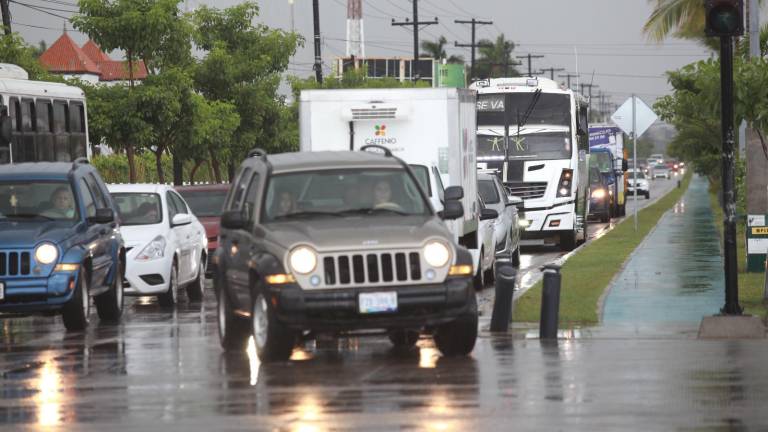 El transporte urbano continúa trabajando con normalidad en Mazatlán este sábado.