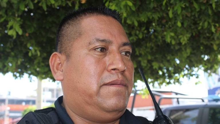 El Director de Seguridad Pública y Tránsito Municipal exhorta a que la población no conteste llamadas de números desconocidos.