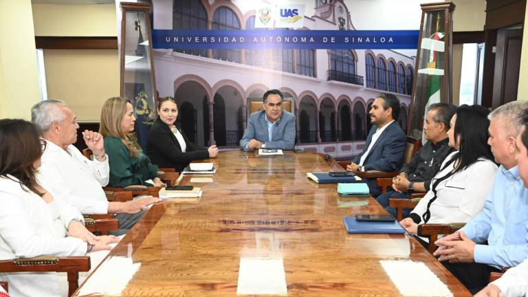 Madueña Molina, Rector de la UAS, pasó los últimos 2 años enfrentando procesos penales junto a miembros de su gabinete por delitos relacionados a actos de corrupción.