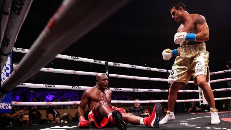 Vitor “The Phenom” Belfort noquea a Evander “The Real Deal” Holyfield.