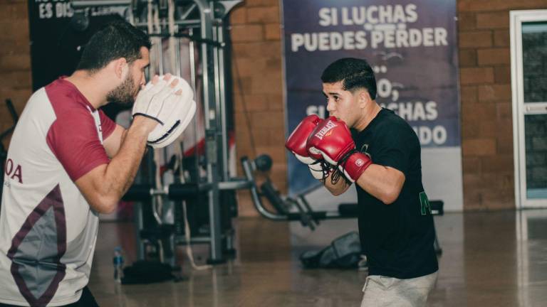 Alexis Molina espera un 2023 exitoso dentro del pugilismo profesional.