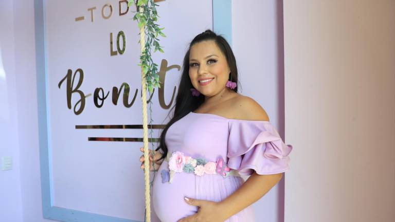 Brisa del Mar Luna en la dulce espera de su tercera hija, a quien llamará Niara.