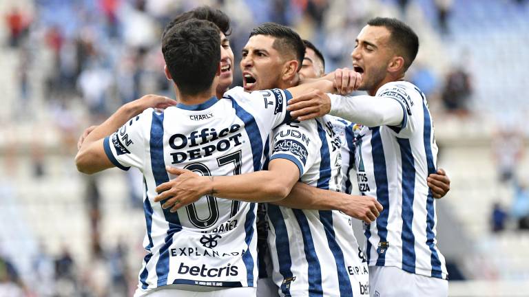 Tuzos del Pachuca le propinaron la derrota al Rebaño en el Hidalgo.