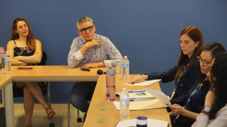 Especialistas y autoridades se reunieron en Mazatlán para diseñar un plan que permita rescatar la Laguna del Camarón y evitar futuros daños ambientales.