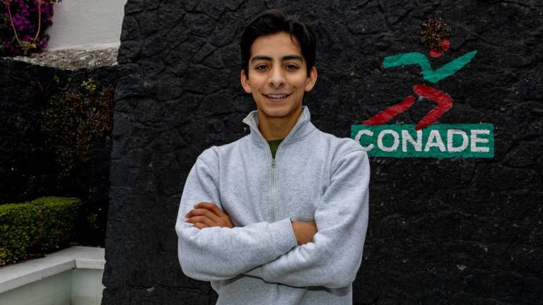 Donovan Carrillo Suazo, seleccionado nacional de patinaje artístico sobre hielo.