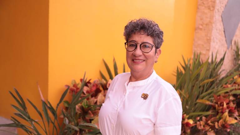Mariana Trujillo Maldonado es la primera mujer en recibir un reconocimiento a su trayectoria como ingeniera civil en Mazatlán.