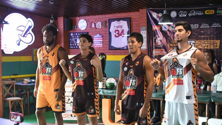 FG de Guasave presentó uniformes, róster y cuerpo técnico para defender el título de campeón del Cibapac.