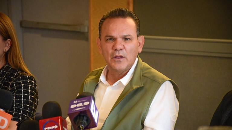 Sergio Torres Félix manifestó que estas deficiencias originan que el Gobernador sea tema a nivel nacional.