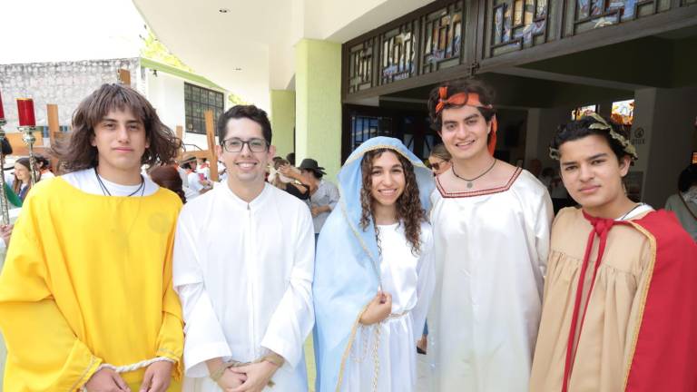 Luis Arturo Díaz (Barrabás), Miguel Ángel Marrujo (Jesús), Valentina Serrano (María), Fernando Jiménez (Poncio Pilatos) y Marcelo Díaz (Herodes).