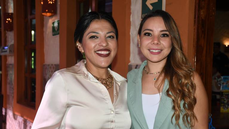 Karla Fernanda García y Mariana Gallegos.