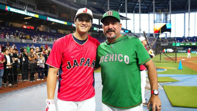 Shohei Ohtani y Benjamín Gil tienen una buena relación.