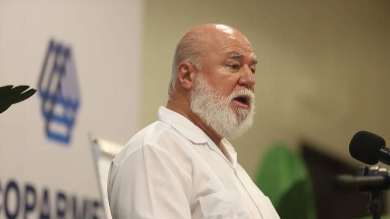 El empresario Manuel Clouthier Carrillo advierte que Mazatlán tiene la oportunidad de evitar que pase lo que ha ocurrido con Culiacán.