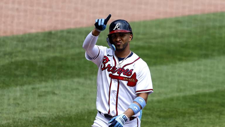 Eddie Rosario brilló a la ofensiva por los Bravos de Atlanta.