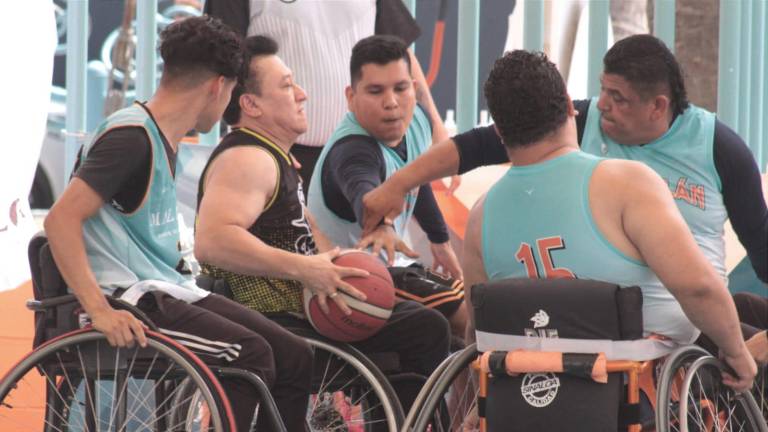 Mazatlán domina a Culiacán este sábado.