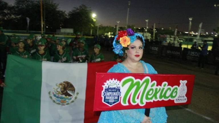 La capital sinaloense se visitó de gala para inaugurar el Campeonato Panamericano de Beisbol U10