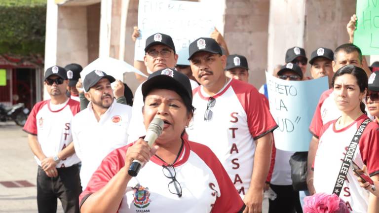 Trabajadores del Sindicato del Ayuntamiento de Mazatlán han interpuesto quejas ante Derechos Humanos por los malos en servicios de salud municipal y la falta de medicamentos.