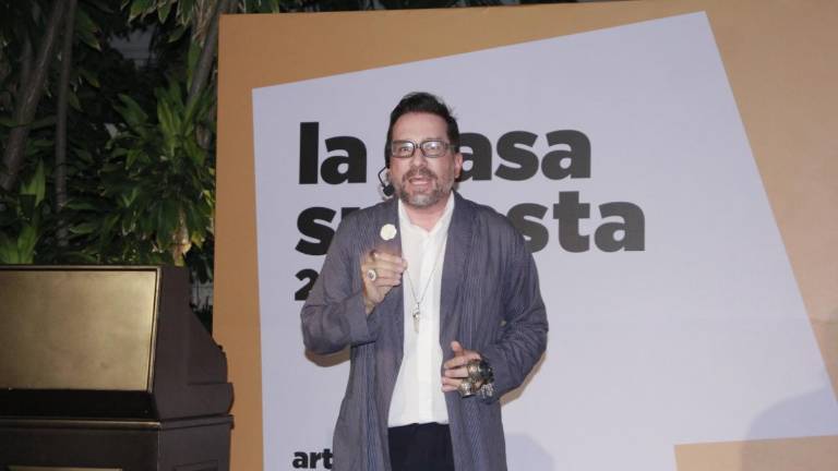 Memo Martínez, conocido como El Rey de las Subastas, dirigió el evento.