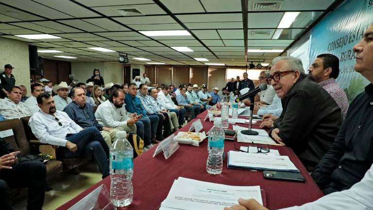 Sesión del Consejo Estatal de Desarrollo Rural Sustentable donde se aprobó un plan tentativo de siembras para el ciclo otoño-invierno.