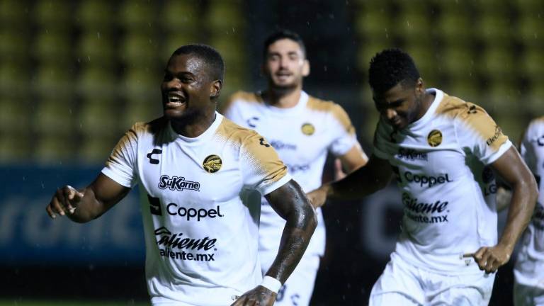 Jonathan Enrique Betancourt fue el autor del primer gol de Dorados sobre Atlético Morelia.