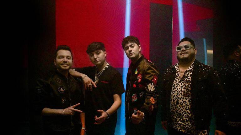La Adictiva graba tema junto a Gabito Ballesteros.