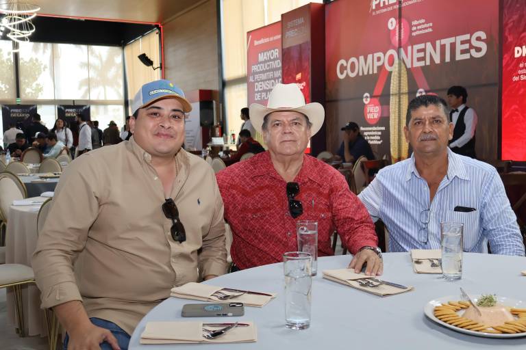 Conocen productores del campo a Preceon, el innovador producto de Bayer de México