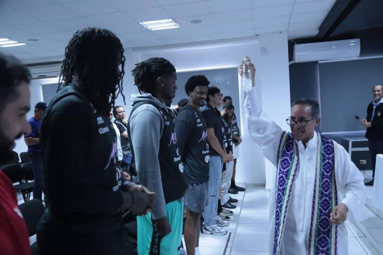 Pide Venados Basketball por una temporada saludable y positiva